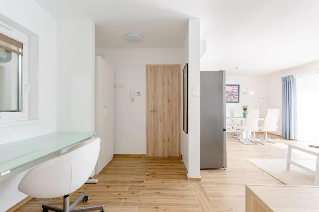 Apartament Szondi Corner *